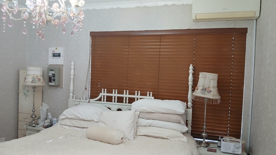 2 Bedroom Property for Sale in Langenhovenpark Free State